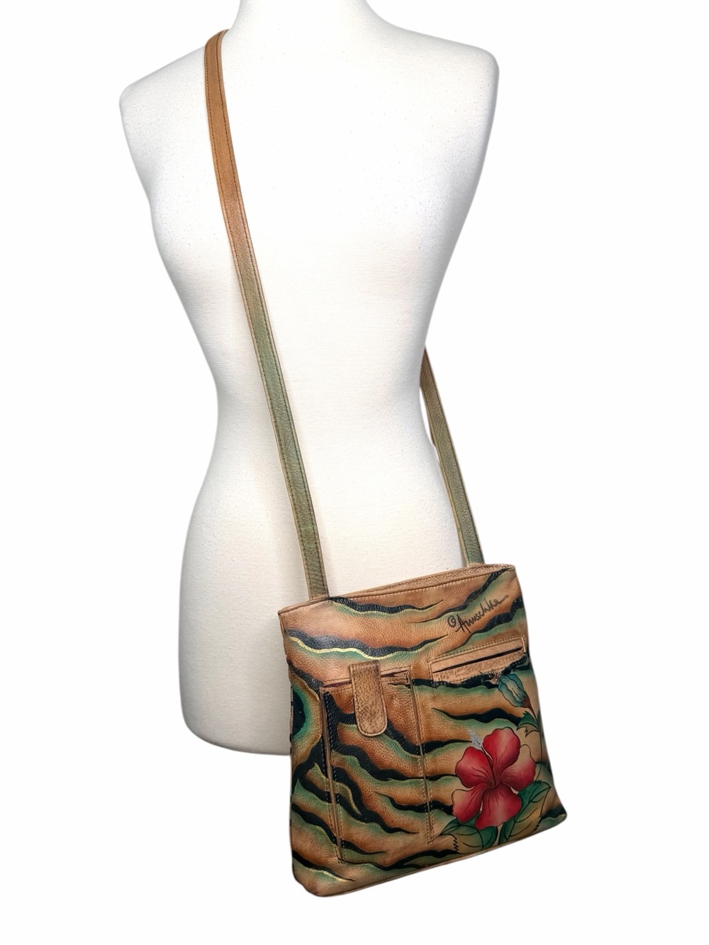 ANUSCHKA HAND PAINTED CROSSBODY LEATHER PURSE. - Picture 10 of 14